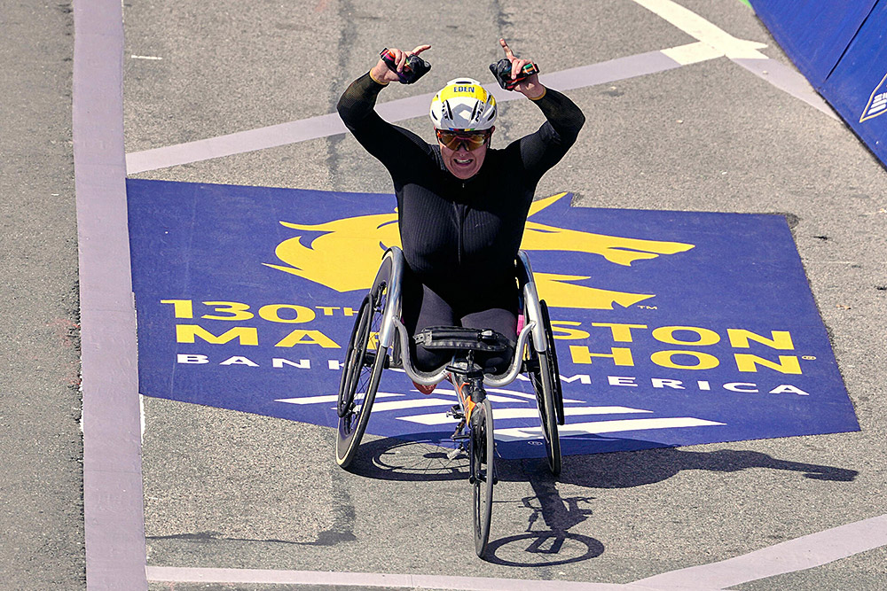 Boston_Marathon_26110535040588-1.jpg