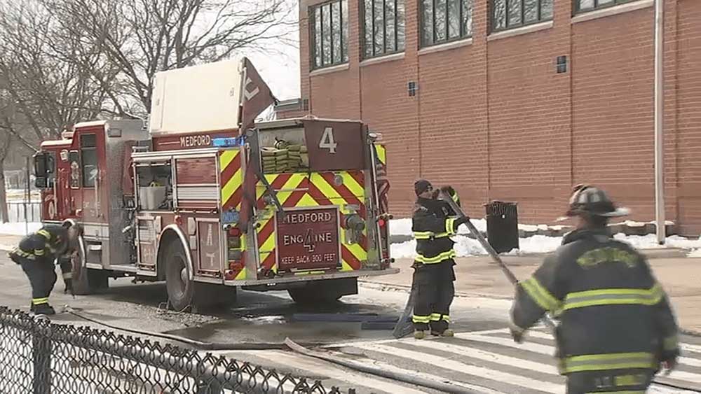 medfordschoolfire.jpg