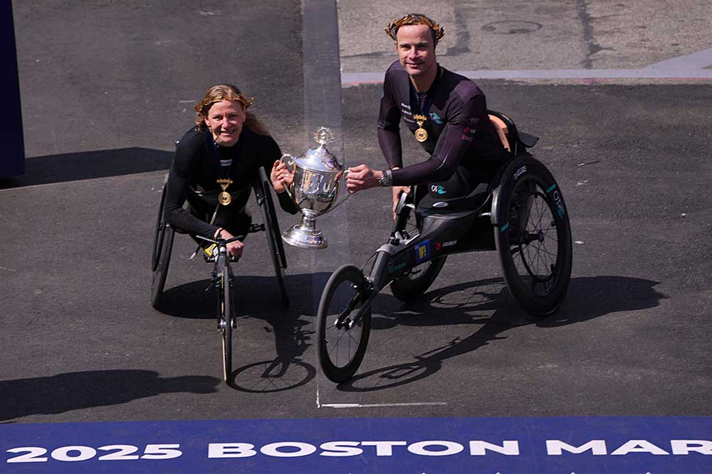 Boston_Marathon_25111546676319-1.jpg
