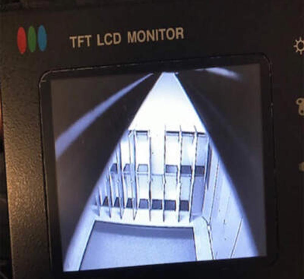 camera-monitor-400x510.jpg