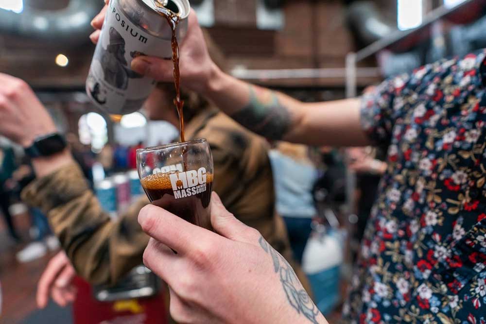 Mass-Craft-Brewers-Fest-pour.jpg