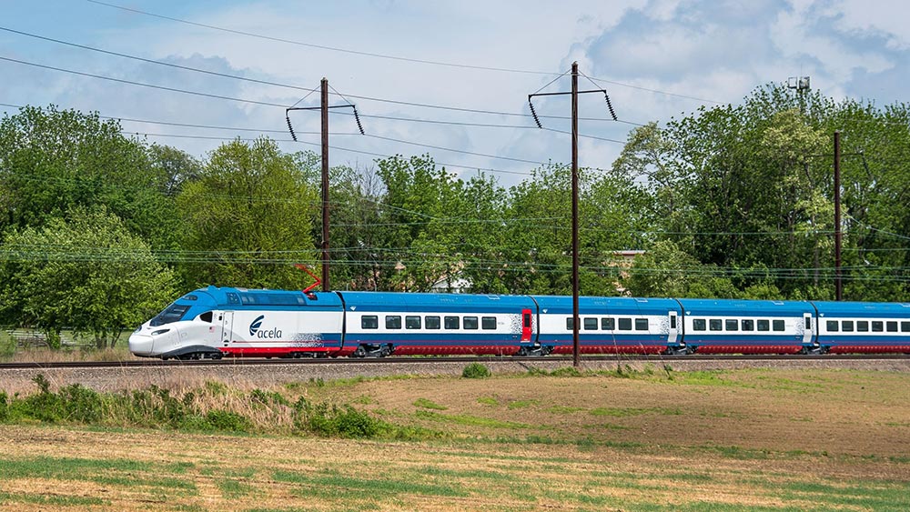 080825-Amtrak-Acela-PR-Exterior.jpg