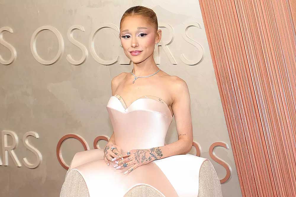 ariana-grande2-oscars-2025-arriv.jpg