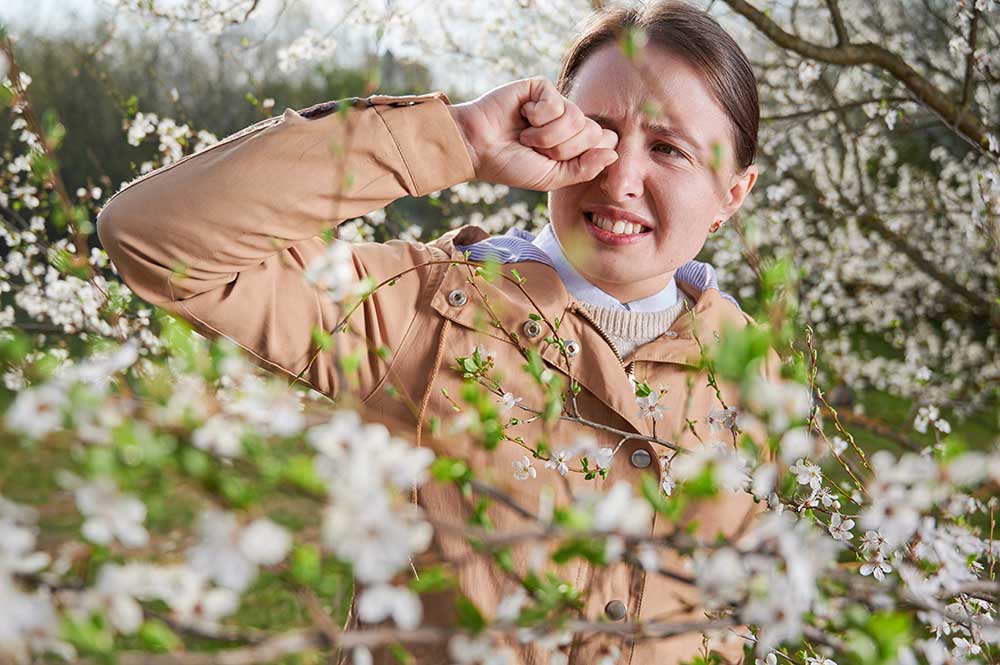 woman-allergic-suffering-from-seasonal-allergy-at-2025-01-16-23-08-04-utc.jpg
