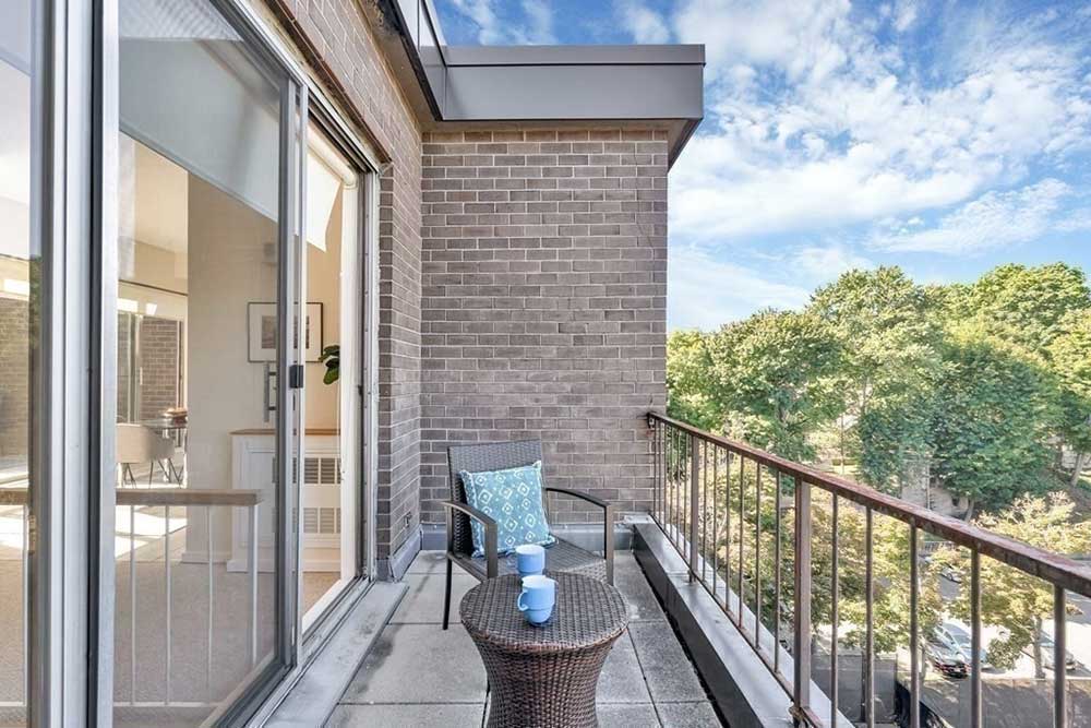 99-pond-ave-brookline-ma-unit-80-(5).jpg